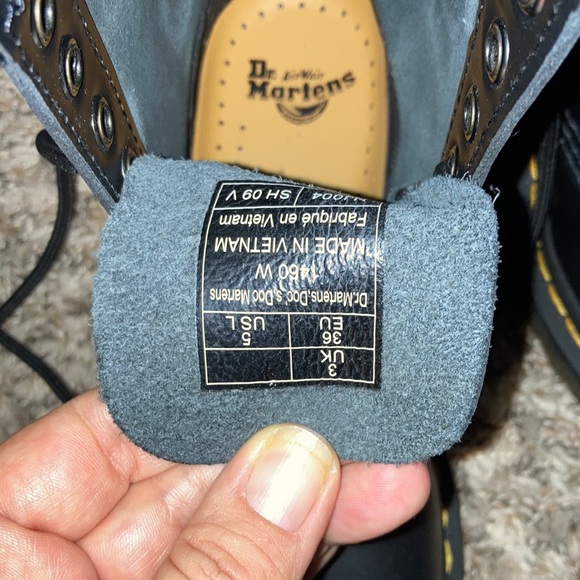 Worn once - size 5 Dr. Martens - Picture 2 of 4